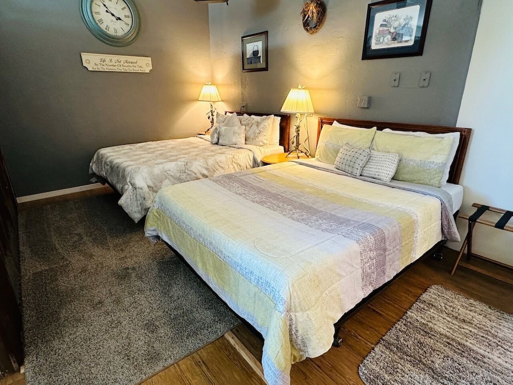 Salmon River Inn