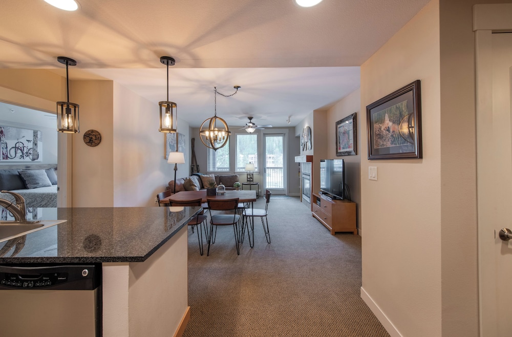 Winter Park CO Resort Lodging - Fraser Crossing/Founders Pointe