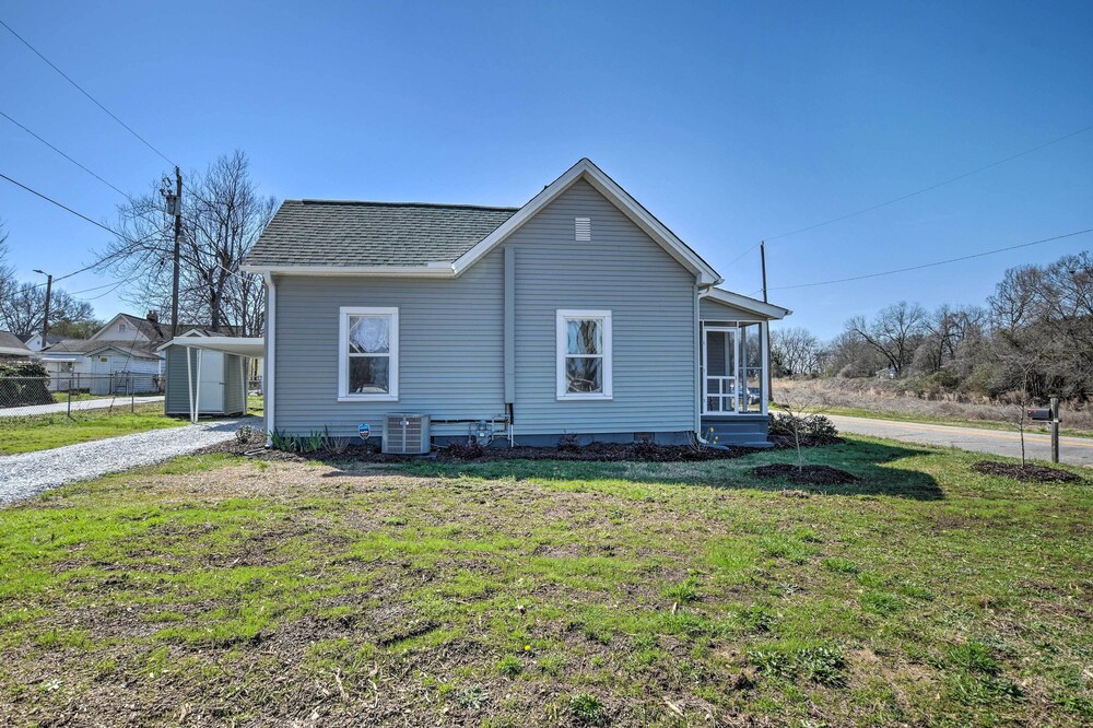 Cozy Home in Historic Area ~ 2 Mi to Main St! view 5