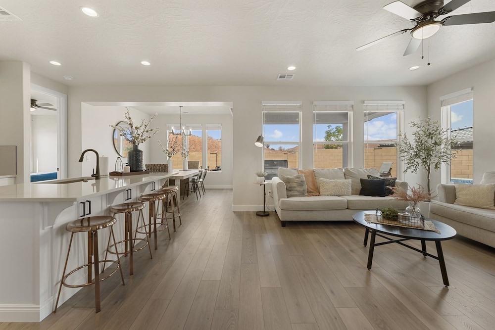 The Splash Yard 5 Bedroom Home
