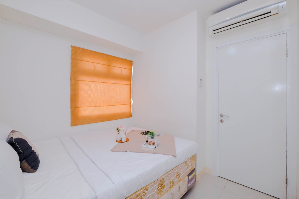 Strategic 2Br Apartment At Green Pramuka City