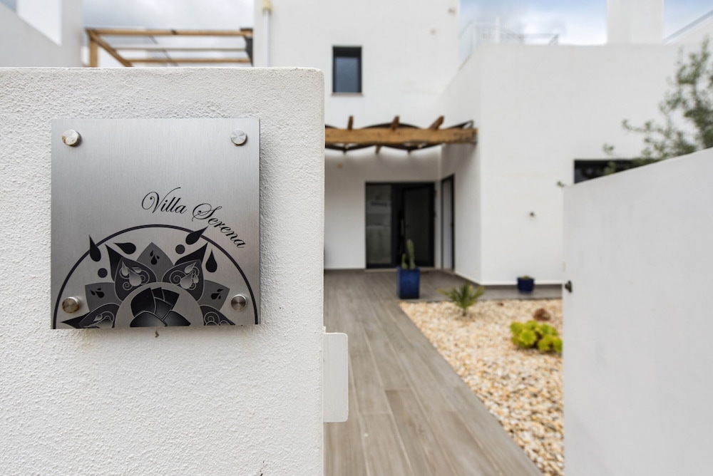 Villa Serena in Santa Luzia