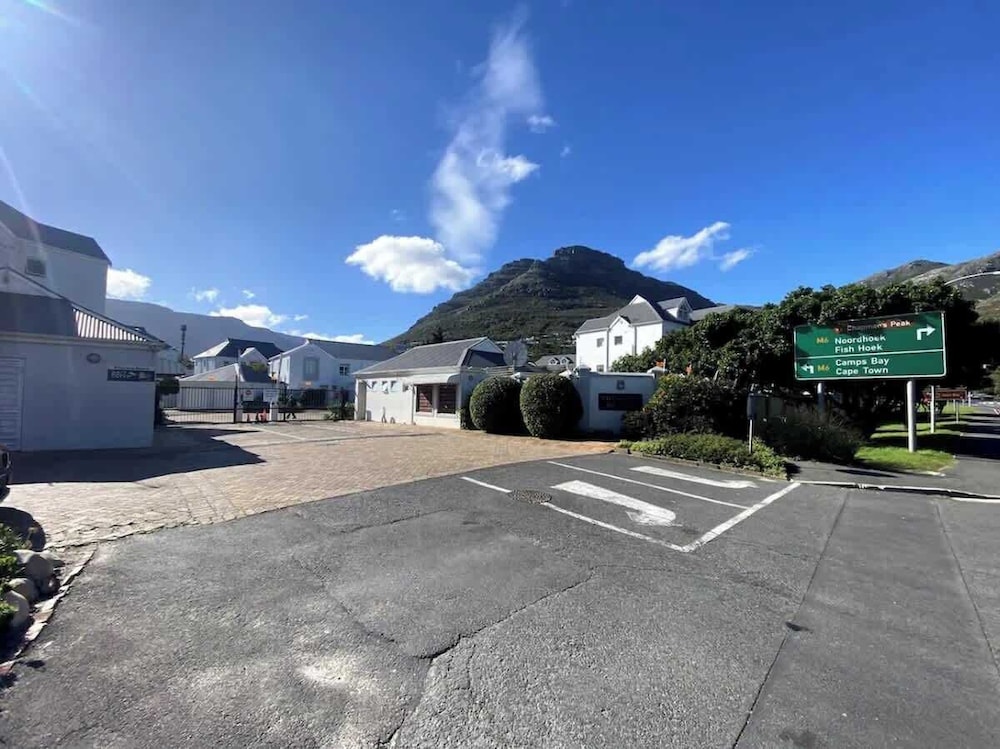 2 Bedroom Ground Floor Apartment, Princess Beach Club, Houtbay
