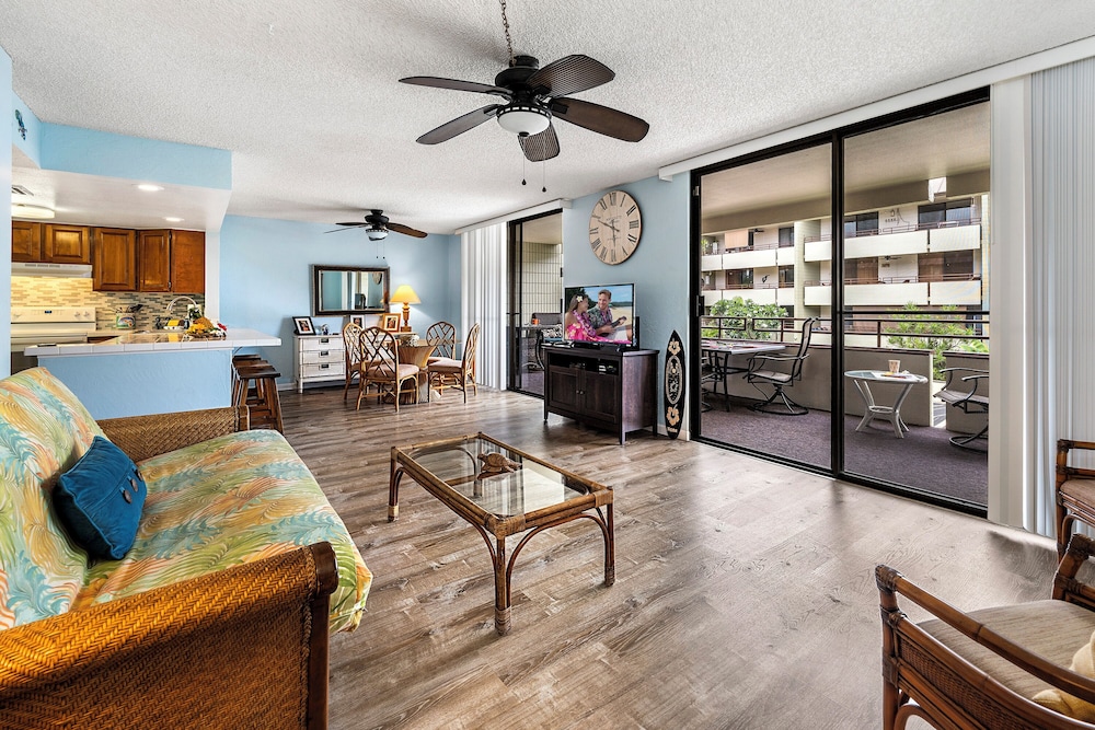 Condo With Central AC - Partial Ocean View - Concierge - Near Magic Sands Beach - Vrkcv