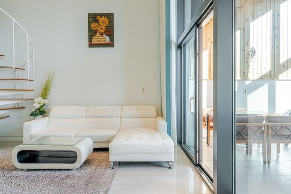 Geoje Pension Kan Pool Villa