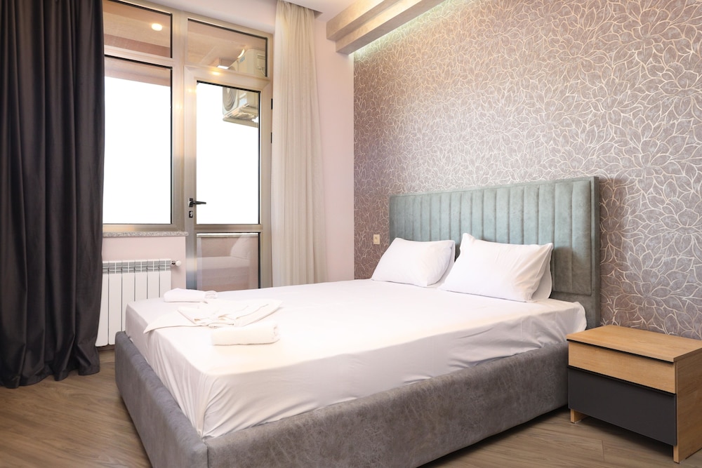 Stay Inn next to Dalma Mall