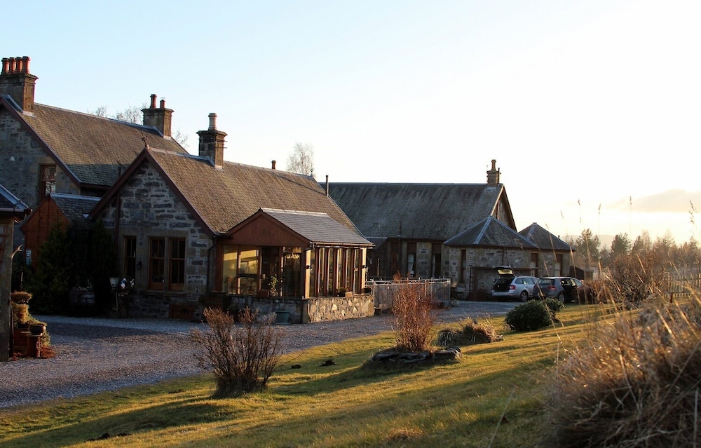 Kingussie Vacations - Shetland Cottage - Property Image 1