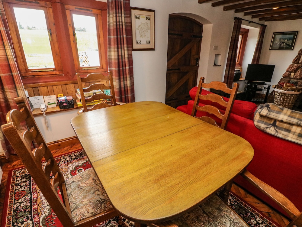 Elm Cottage