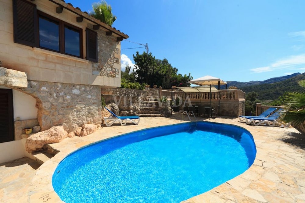 Can Coste by Vida Villas Private Pool Mountain Views Walk to Town