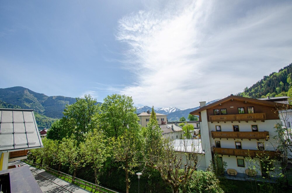 Finest Villa Zell am See - Penthouse Sauna