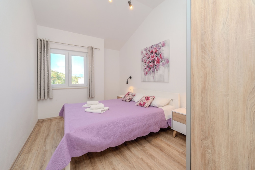 Apartments Batela