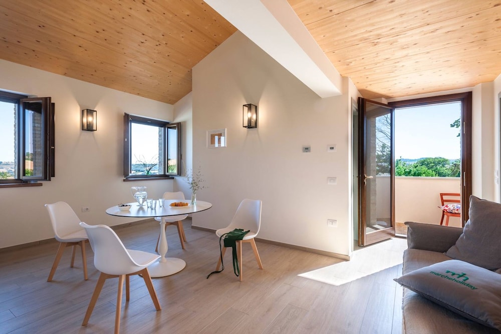 I Gelsi 12 2 by Marche Holiday Villas