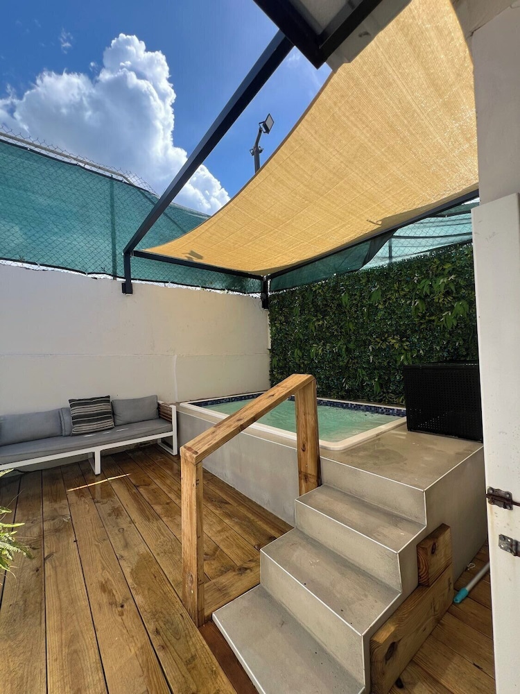 Ismael Rivera Villa 1 Ocean Park 4bd-2b