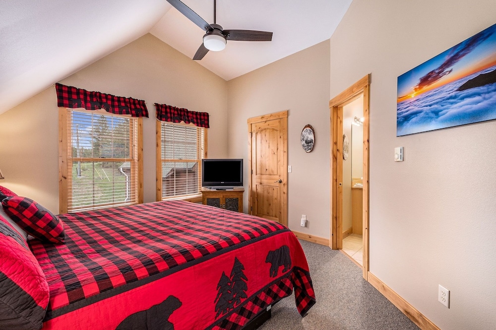 Solitude Condos - Estes Park CO