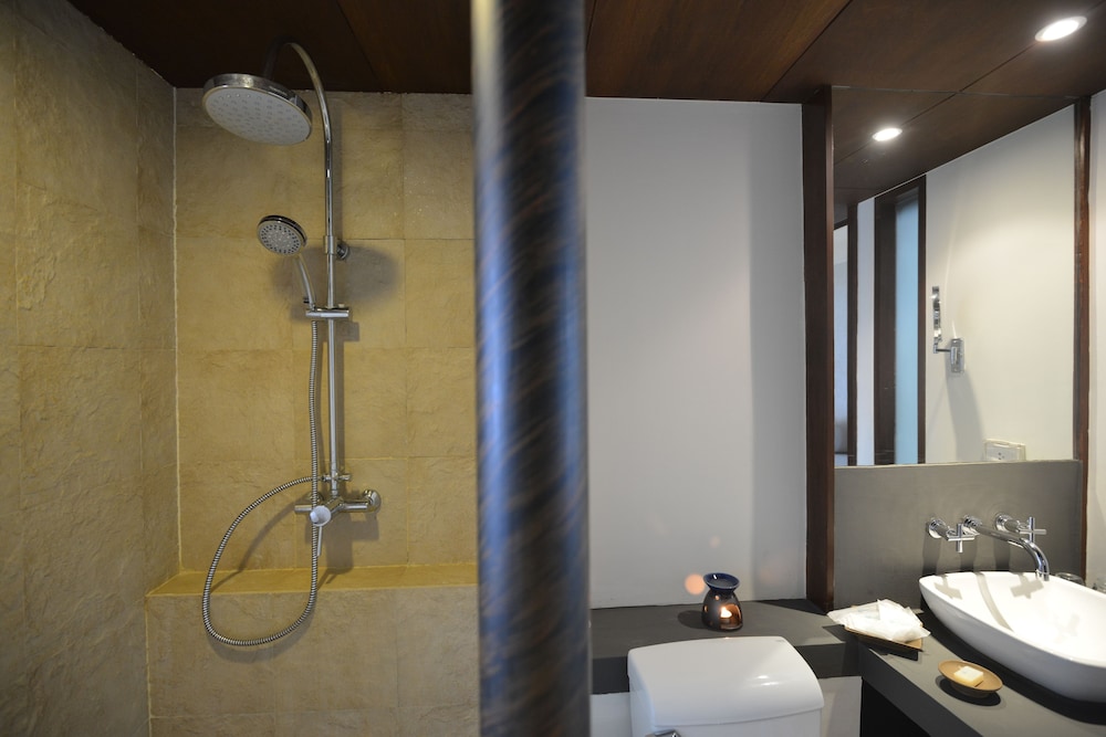 Grand Southsea Khaolak Beach Resort