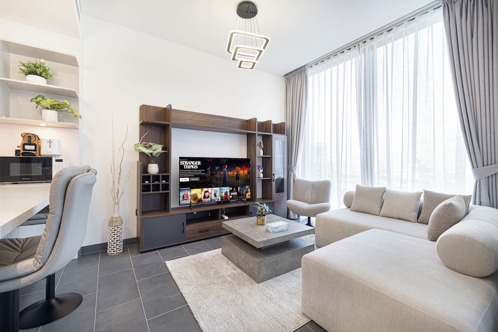 Sobha Suites by Hostiva - Burj View