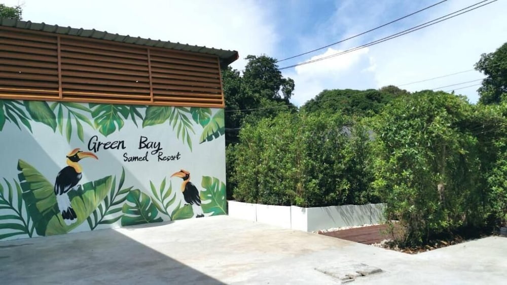 Green Bay Samed Resort