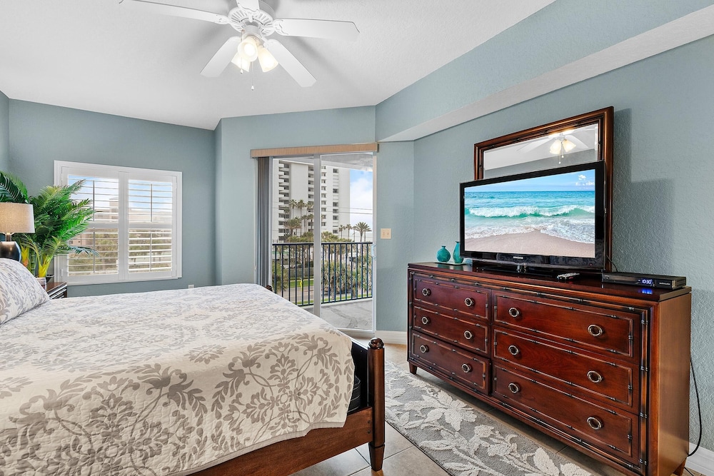 Oceanwalk 12-402