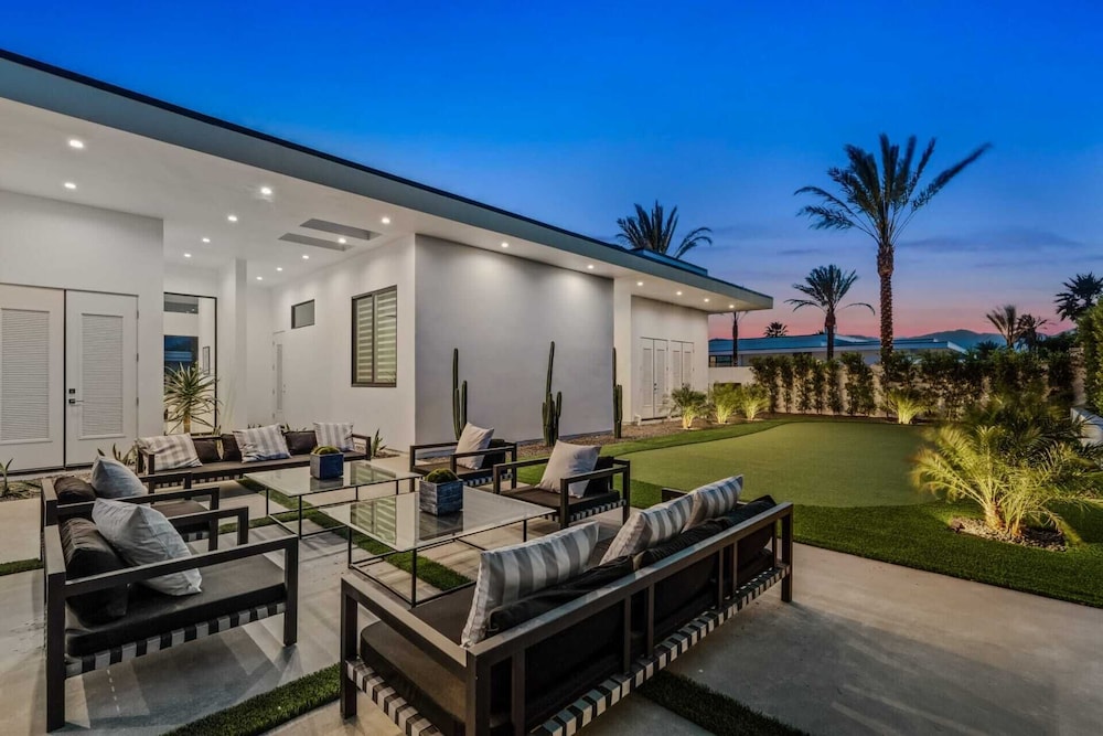 Villa Sleeps 17 w/ Pool, Firepit, Putting Green Bravo Villa 3 by Avantstay