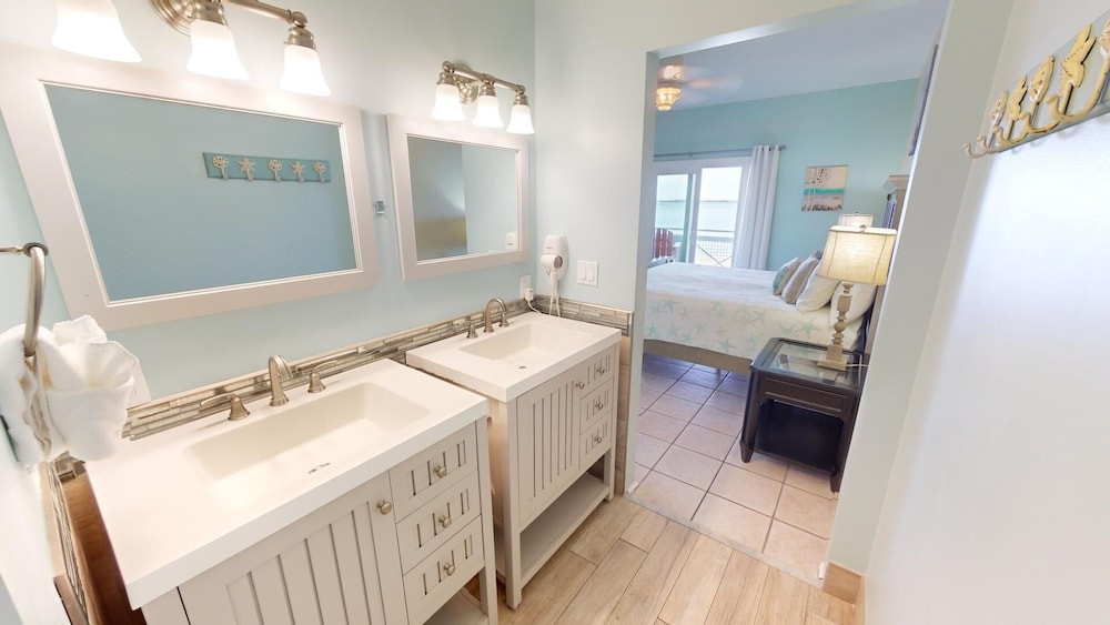 Bay View Villas 3 by Tybee Vacation Rentals