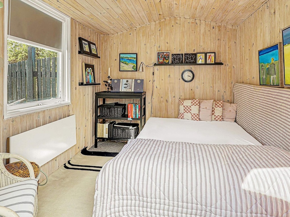 6 Person Holiday Home in Hals