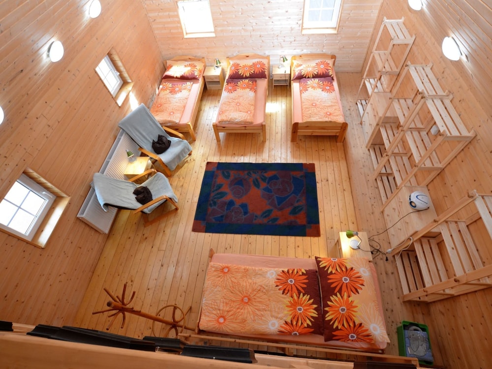 Photo 16