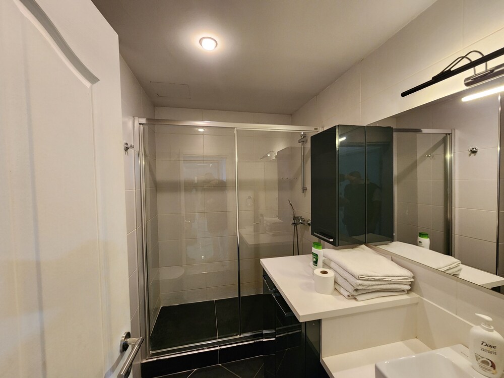 Perfect Residence Taksim with pool