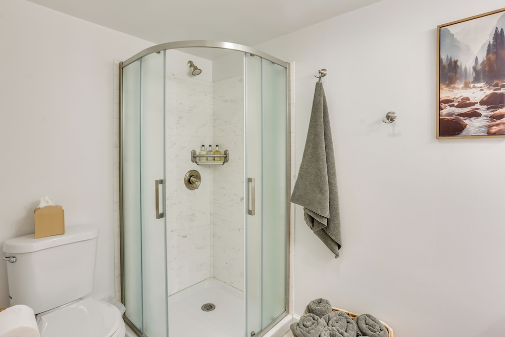 Steps to Susquehanna River: Hot Tub Hideaway!