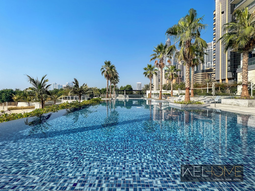 WelHome - Luxe Apt With Dazzling Views Steps From The Beach photo 2