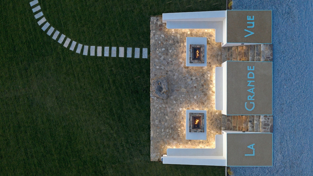 La Grande Vue Private Villas