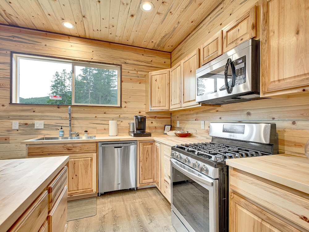 Switchback_little Divide 1 Bedroom Cabin