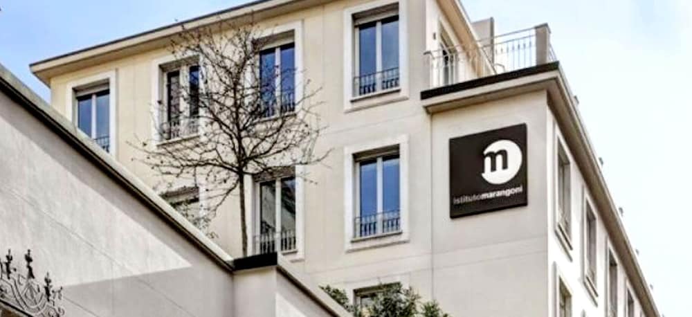 San Babila Central Tower by Rentopolis - High-end 1bdr with panoramic terrace overlooking Duomo