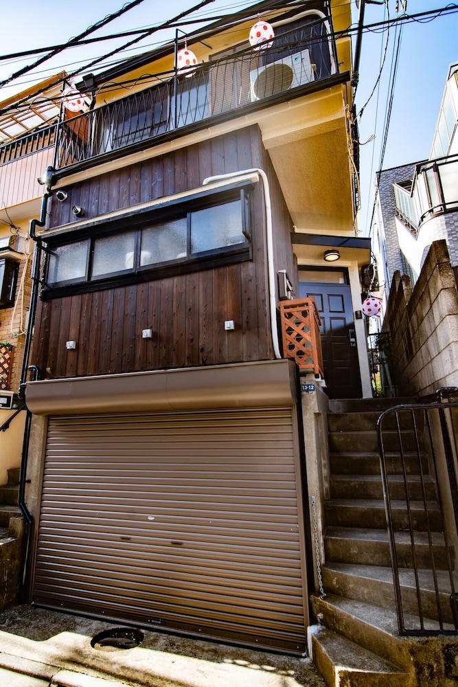A0 Shinjuku Big House