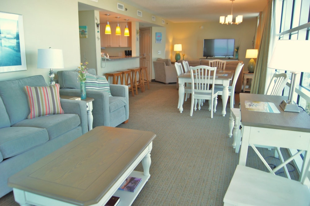 Seaside Resort 1003 3 Bedroom Condo by RedAwning