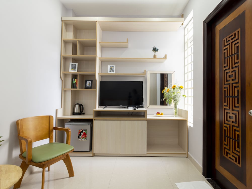 CBD Home - Home in Central - The Art