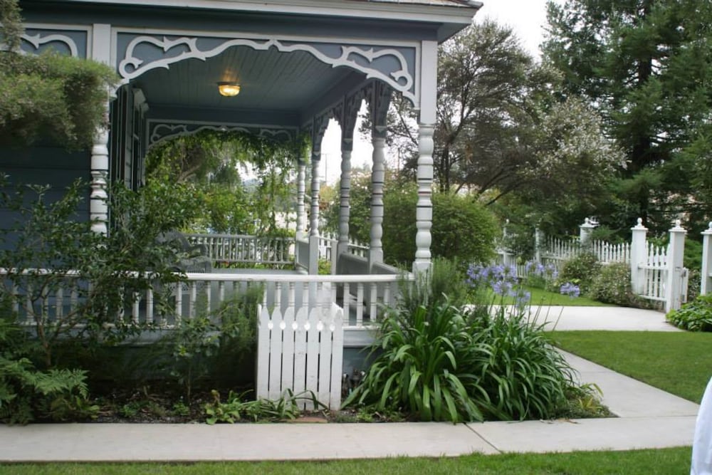 Photo 7