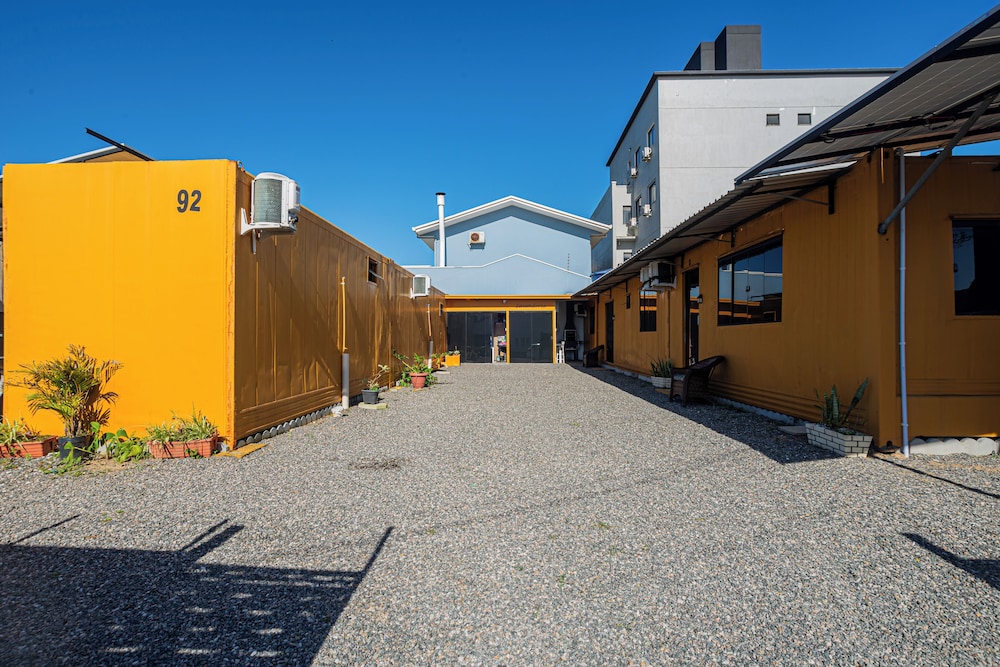 Container 3
