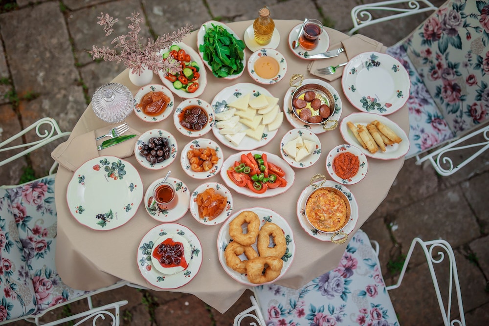 Ali Baris Pansiyon Cunda - Image 33