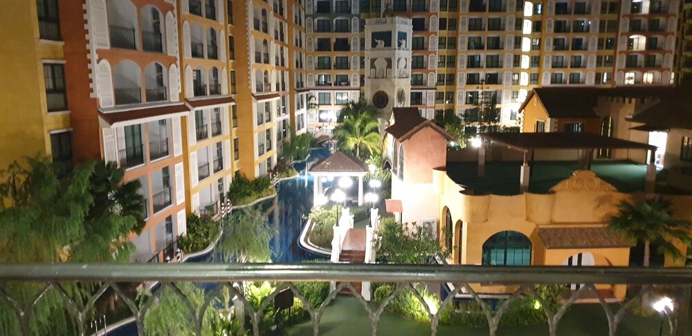 Venetian Pattaya By Pany