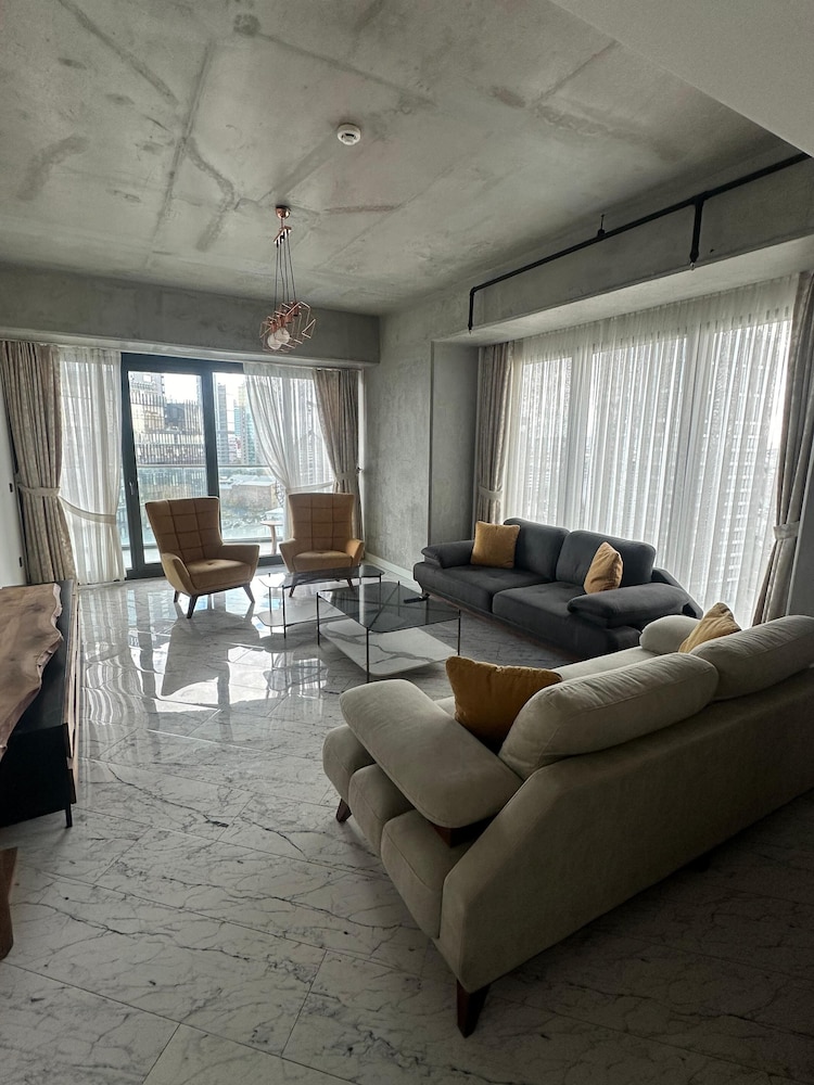 Sinpas Queen Bomonti Residence By Bondy