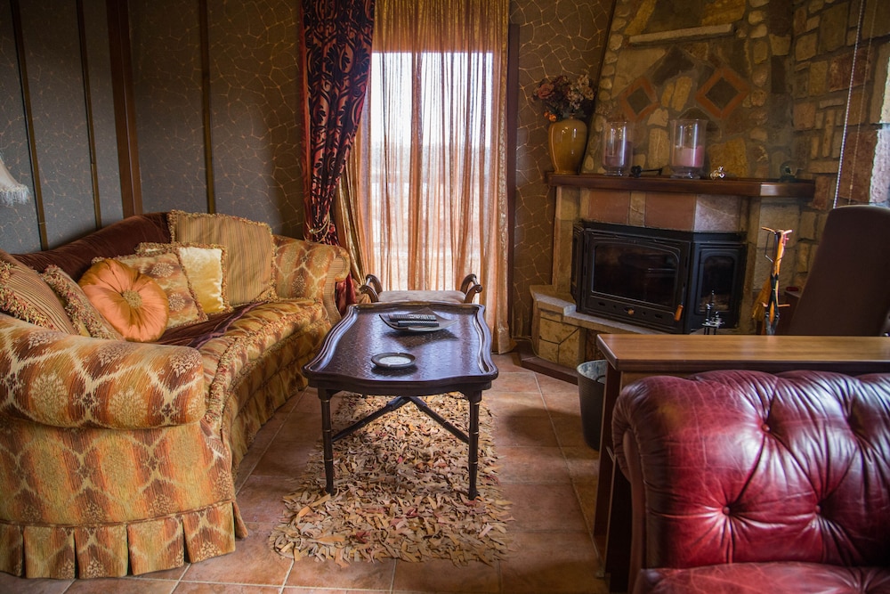 Silva Suites