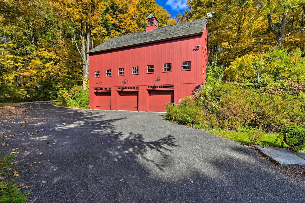 Classic Roxbury Home w/ Picturesque Backyard! view 5