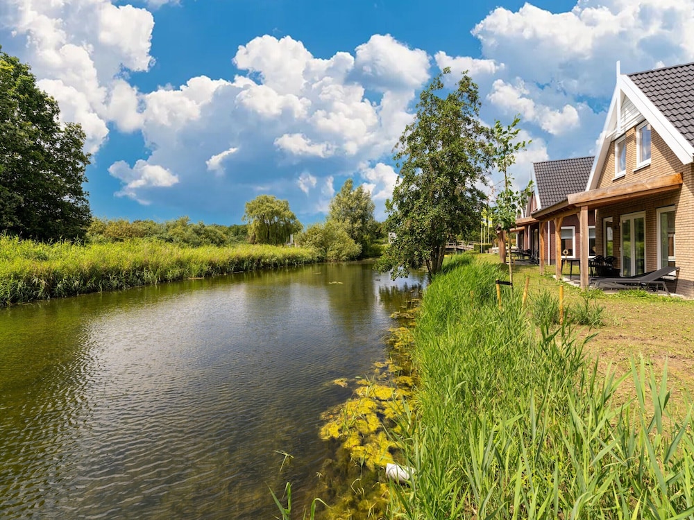 Waterside Retreat Sauna, Garden and Fishing Jetty view 3
