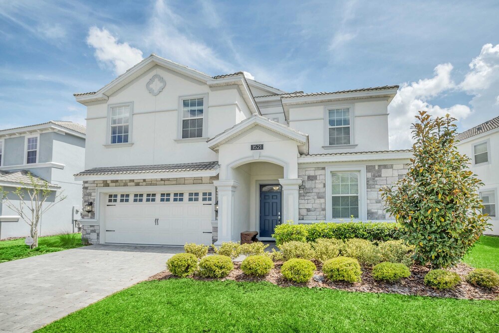 Stunning and Spacious Home Near Disney, CDC Standards #rcg8521 - Image 1