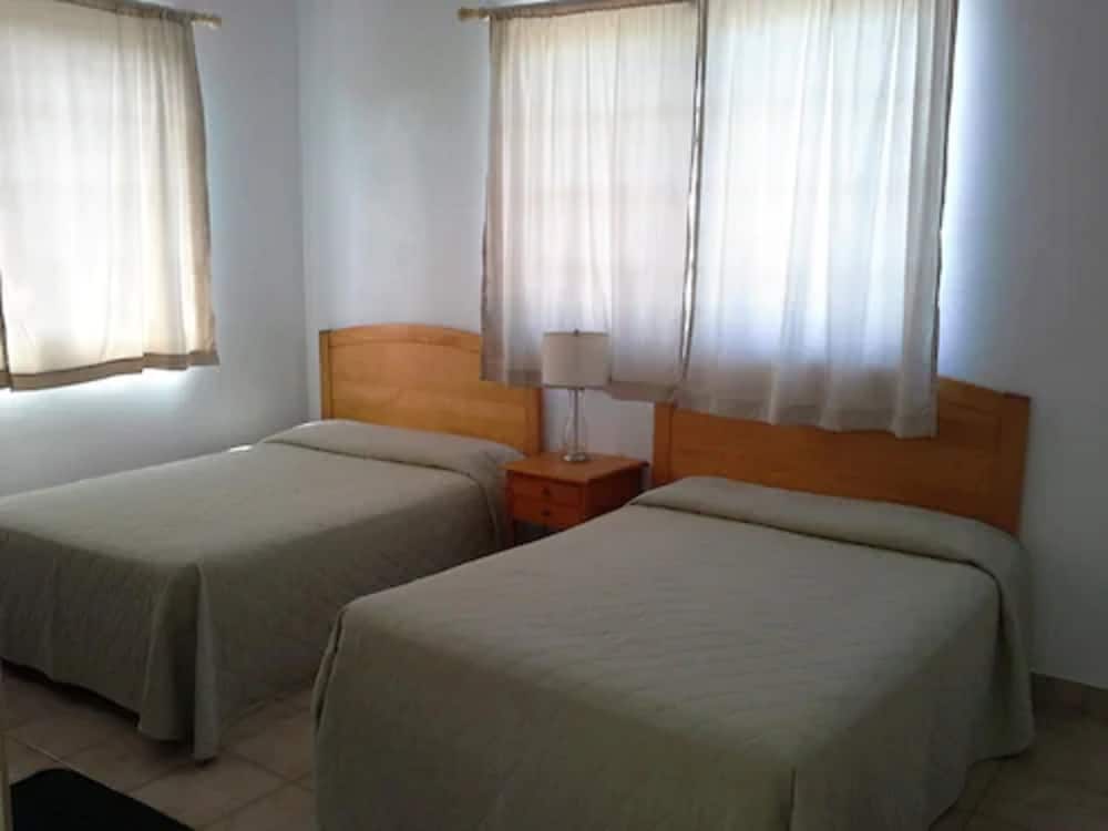 Orange Creek Inn - Property Image 7
