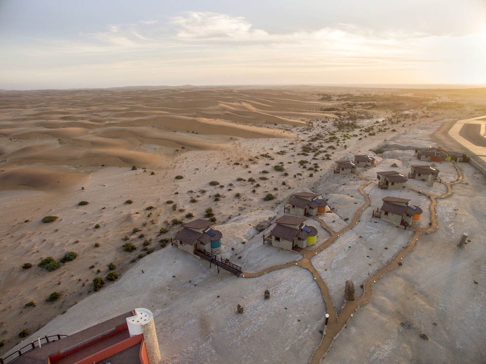 Desert Breeze Lodge