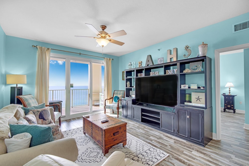 Ariel Dunes I 2202