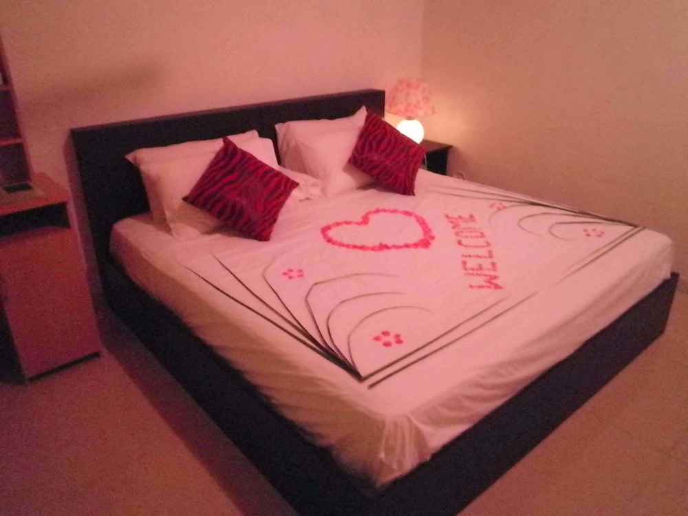 Azoush Tourist Guesthouse