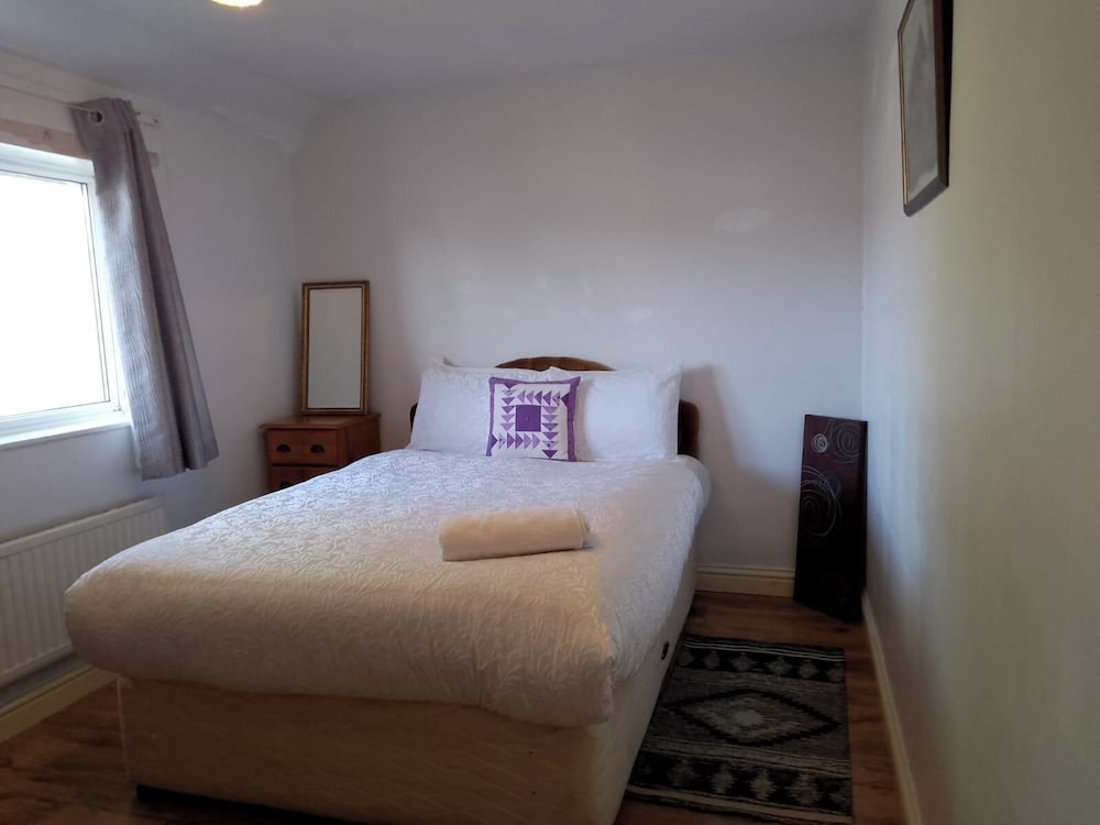 Charming Chestnut Cottage in Huntingdon