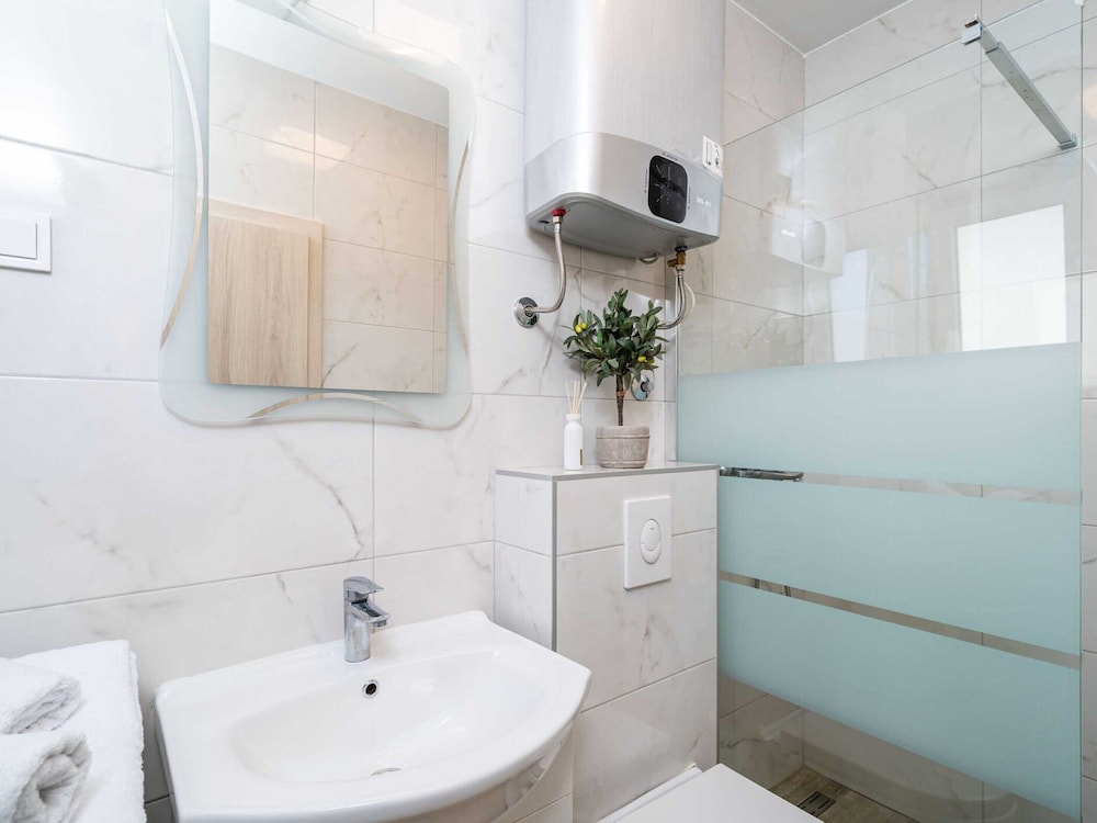 Apartment N&I - One Bedroom With Terrace